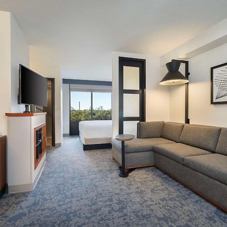 Hyatt Place Tampa Busch Gardens Dış mekan fotoğraf