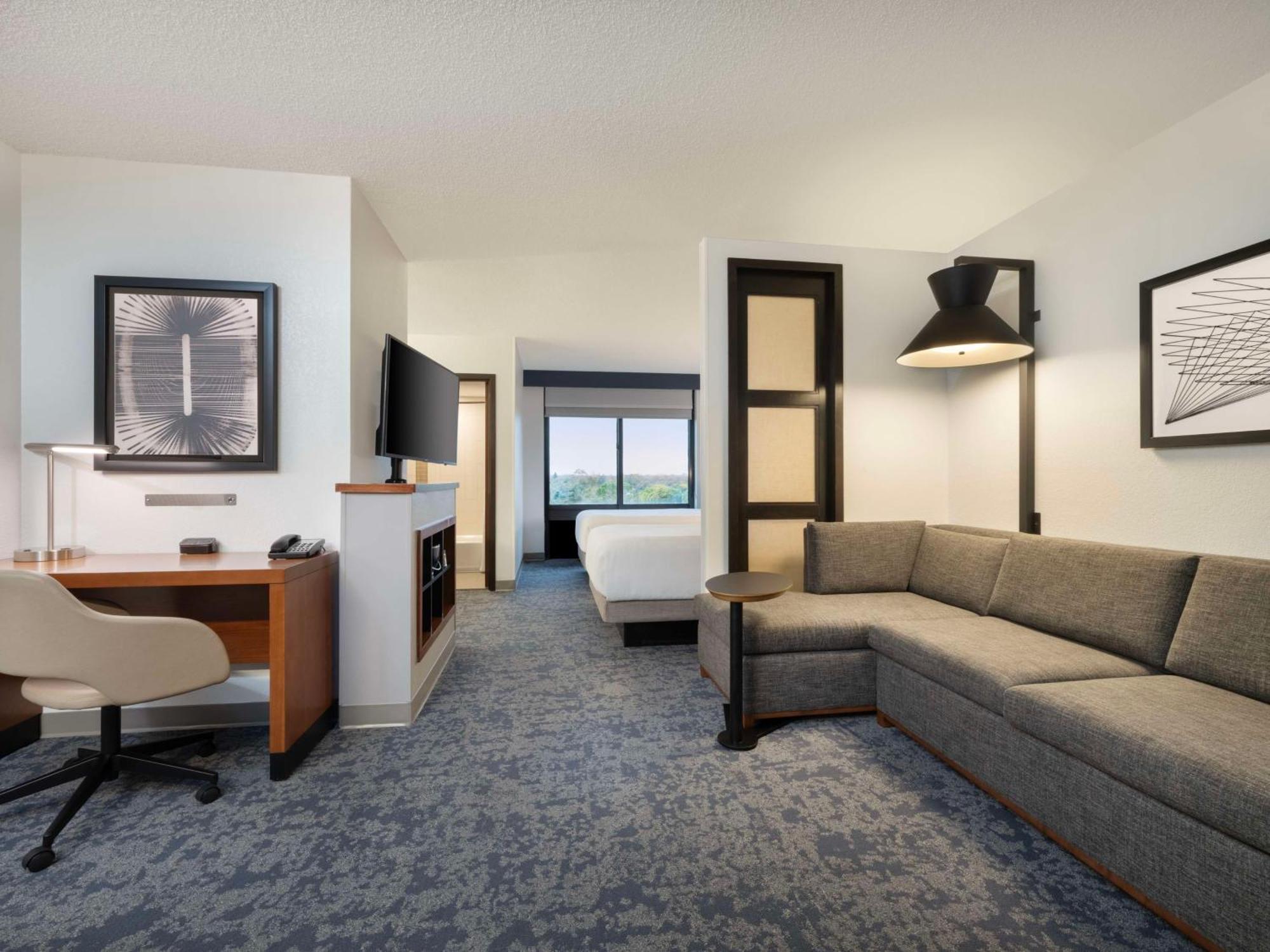 Hyatt Place Tampa Busch Gardens Dış mekan fotoğraf