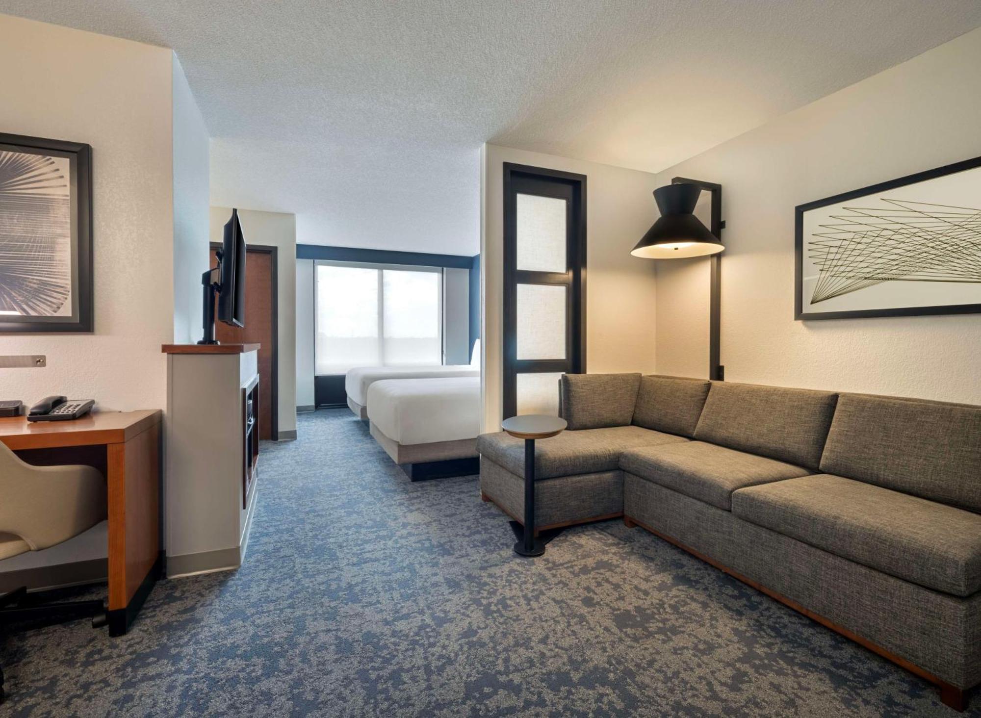 Hyatt Place Tampa Busch Gardens Dış mekan fotoğraf